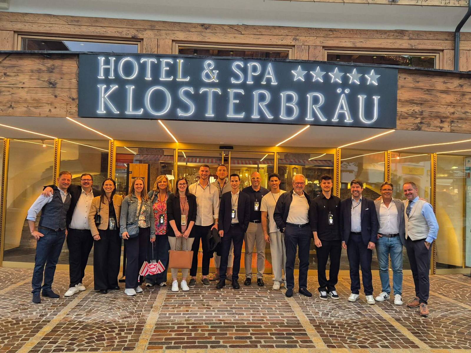 Treffen der Exzellent Companies Symbolfoto